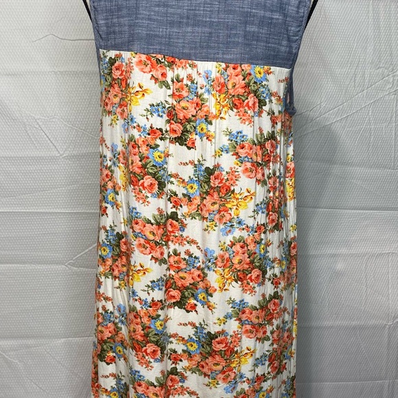 FLORAL CHAMBRAY DRESS - Picture 8 of 8